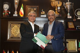 مهران مدیری عضو فدراسیون بولینگ و بیلیارد شد