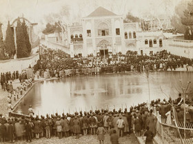 مراسم عزاداری روز عاشورا در میدان توپخانه