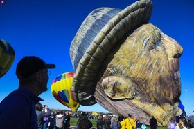 گزارش تصویری از بزرگترین فستیوال بالون‌ جهان در آمریکا