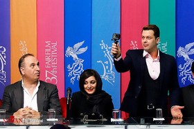 عکس|نگاه متعجب حمید فرخ‌نژاد به سلفی گرفتن پژمان بازغی