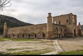 گزارش تصویری از مدرسه و مسجد «کریم ایشان»