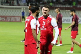 شاخ و شانه مهاجم پرحاشیه پرسپولیس