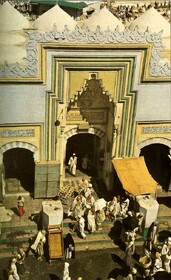 ورودی حرم مقدس متاثر از معماری عثمانی بود