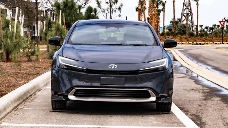 هزینه مالکیت تویوتا پریوس بیشتر است یا ایرانخودرو تارا؟