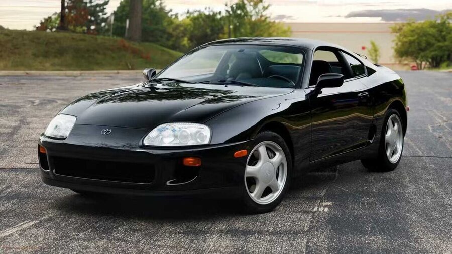 دلیل افزایش قیمت برخی خودروها با گذشت زمان + تصاویر