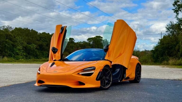 دلیل افزایش قیمت برخی خودروها با گذشت زمان + تصاویر