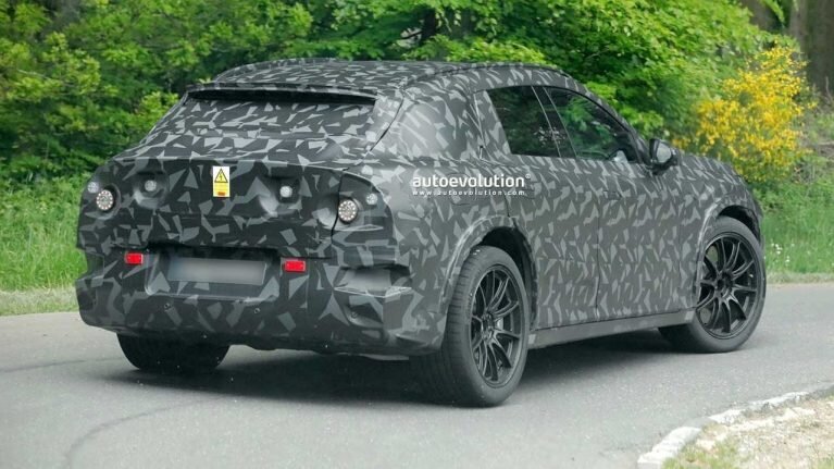 شاسی بلند جدید بنز با ۱۰۰۰ اسب بخار قدرت + عکس