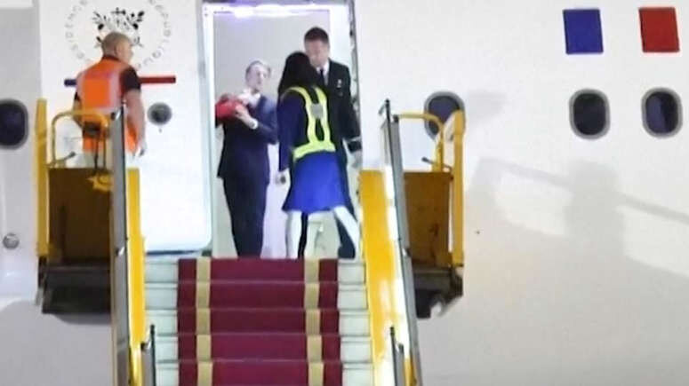 عواقب یک سیلی به مکرون از بانوی اول فرانسه