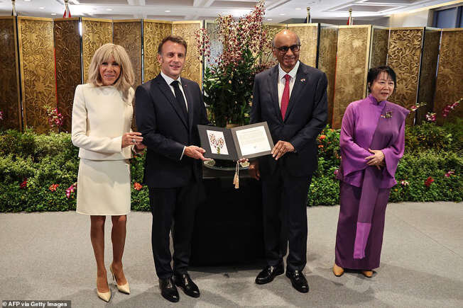 عواقب یک سیلی به مکرون از بانوی اول فرانسه