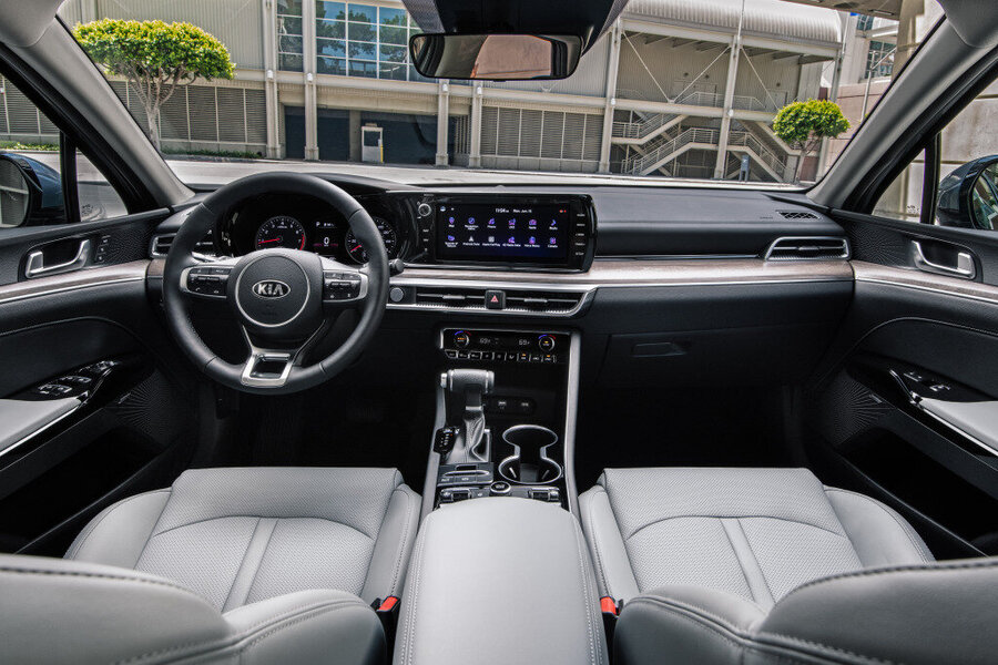 مقایسه هیوندای سوناتا با کیا اپتیما K۵ + تصاویر