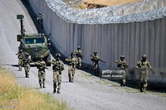 دیوار امنیتی ۲۰۴ کیلومتری در مرز ترکیه و ایران به پایان رسید