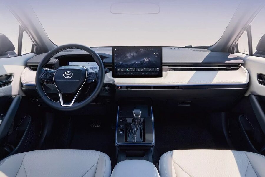 نسخه جدید تویوتای وارداتی ایران معرفی شد + عکس