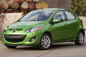 با یک میلیارد تومان چه خودروهای خارجی کارکرده‌ای می‌توان خرید؟