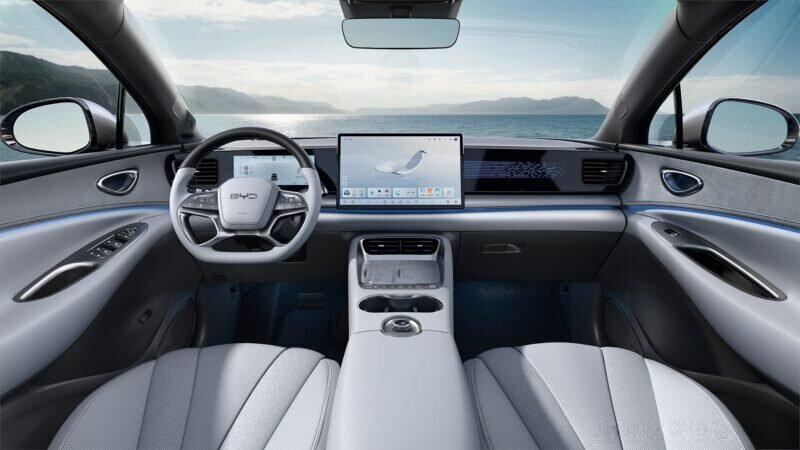 توقف تولید شاسیبلند وارداتی ایران + عکس