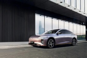 این خودرو با ۱۴ دقیقه شارژ ۳۲۰ کیلومتر پیمایش می‌کند