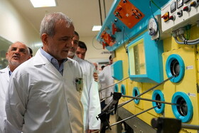 پزشکیان: تأسیسات هسته‌ای را با قدرت بیشتری می‌سازیم