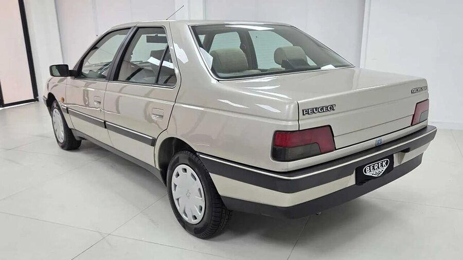 پژو ۴۰۵ در خارج چند؟