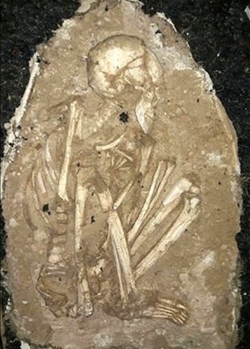 نخستین گور آجری جهان و خاتون شش هزار ساله ایرانی