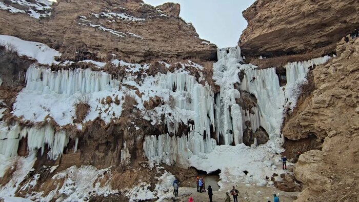 سلماس؛ نخستین شهر شطرنجی ایران با جاذبه‌های بی‌نظیر