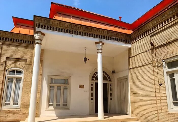 تلفیقی نادر از معماری ایران و اروپا در خانه بانک ملی بجنورد