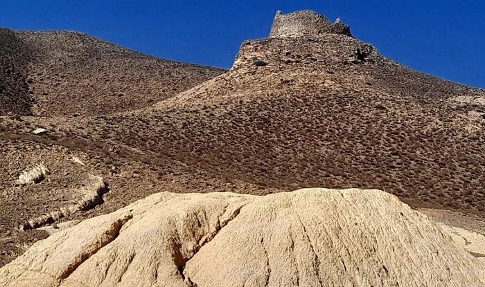 قلعه قزلر؛ بازماندهای استوار از معماری دفاعی ساسانی