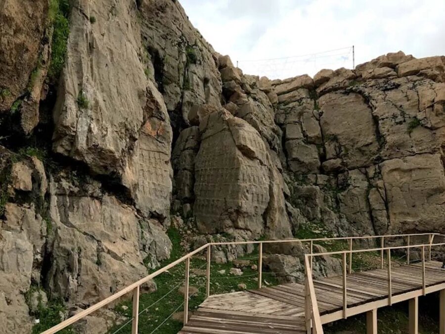 آمیختن تاریخ و طبیعت در تنگه کول فرح ایذه