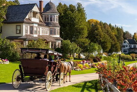 ممنوعیت تردد خودرو در جزیره مکیناک میشیگان + تصاویر