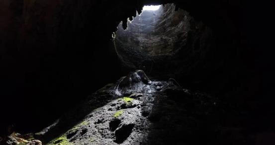 گودال شیطان؛ گودالی ترسناک با میلیونها خفاش