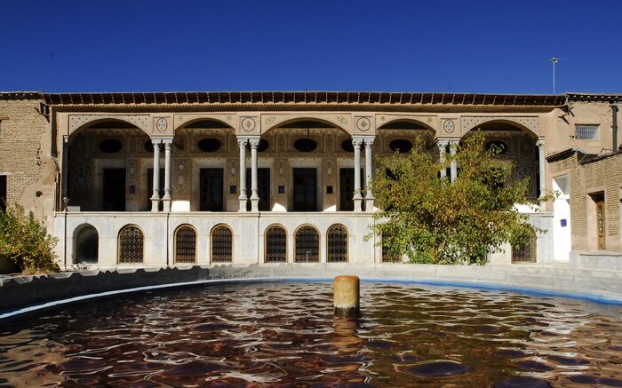 قلعه چالشتر؛ میراث معماری قاجاری