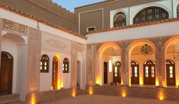 خانه حاج آقا علی؛ بزرگترین خانه خشتی جهان