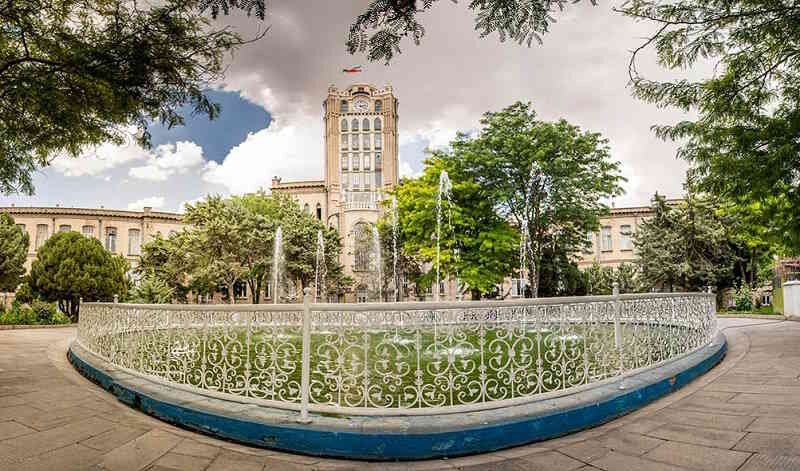 معرفی میدان ساعت تبریز معروف به برج ساعت لندن