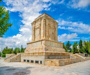 تور گردشگری